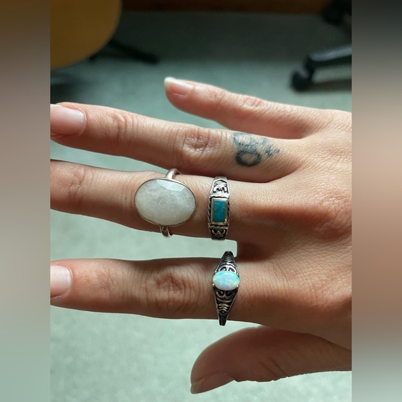 Bundle of Accessories - Picture 11 of 11